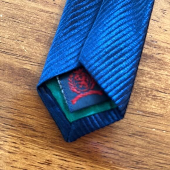 NEW Tommy Hilfiger Mens Silk Tie - Picture 5 of 6